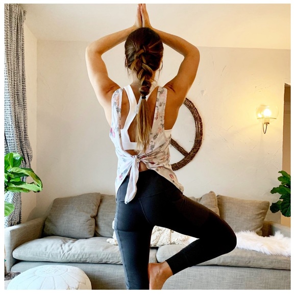 Mono B Tops - Last 1! Mono B Floral Tie Back Tank